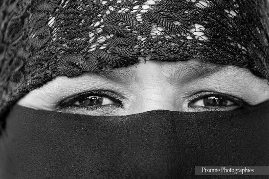 Maroc, Marrakech, Place Jemaa el fna, regard, Pixanne Photographies